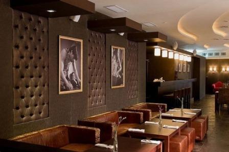 Отделываем стены тканью