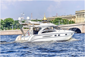 Аренда яхты в Санкт-Петербурге