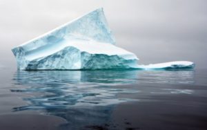 Ученые обнаружили гигантскую полынью во льдах Антарктиды