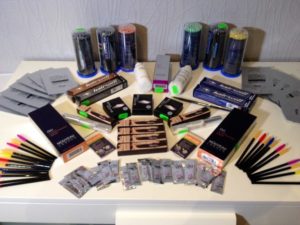 Выбираем материалы для наращивания ресниц