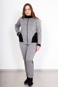 Как выбрать женский спортивный костюм?