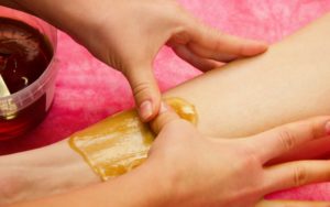 Сахарная эпиляция: особенности проведения процедуры