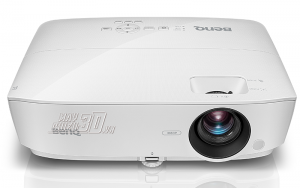 Аренда проектора и экрана в Москве