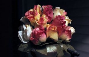 Искусственные цветы оптом