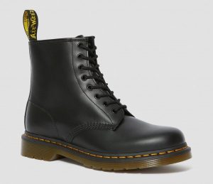 Достоинства обуви марки dr martens