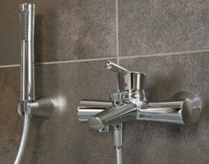 Ищу смеситель для ванны в интернете. Это хорошая идея?