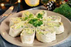 Удивляем гостей: закуски с лавашом