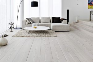 Белый ламинат в интерьер: все за и против