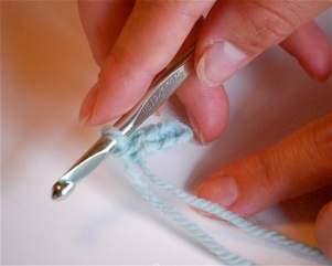 Сердечки, связанные крючком (18 фото)