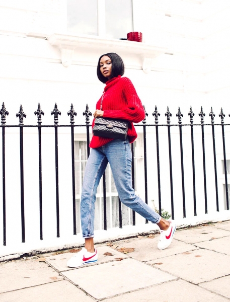 С чем модно носить джинсы: 40 новых образов