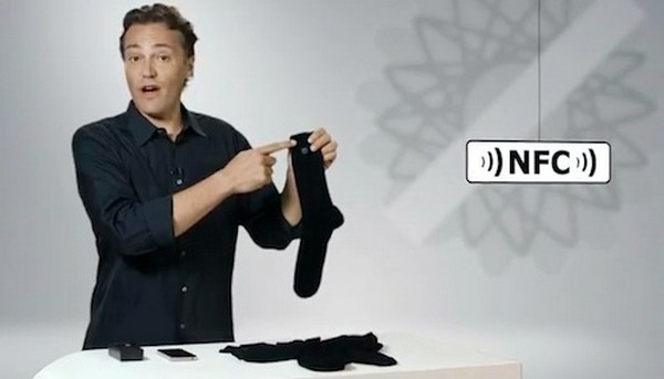 Smarter Socks: говорящие суперноски с расширенными возможностями (10 фото)