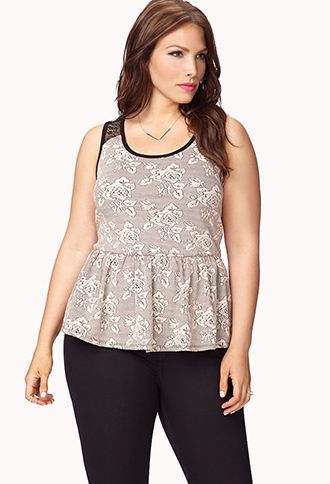 Мифы о платьях большого размера