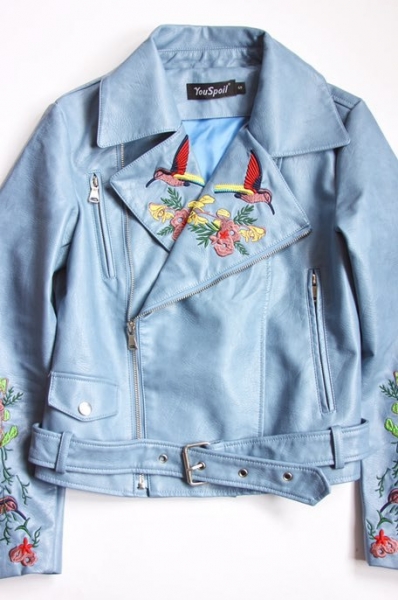 Крутая голубая косуха с вышивками