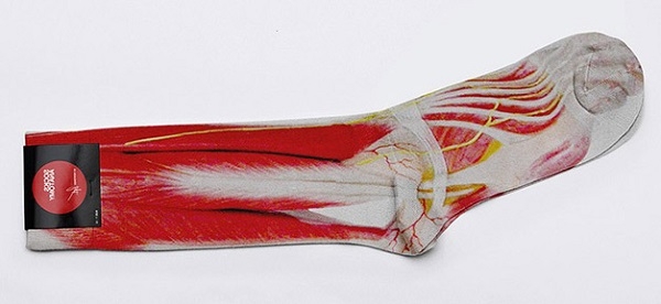 Топ-10 необычных носков для согрева ног и хорошего настроения (11 фото)