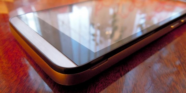 Micromax Canvas Power - мощный стильный и недорогой смартфон с IPS матрицей