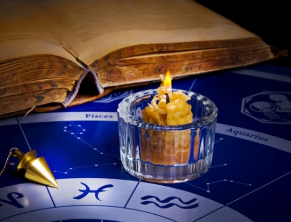 Как гадать в ночь с 13 на 14 января: самые популярные гадания на Старый Новый год