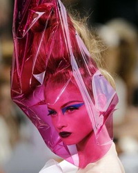 
Закат индустрии высокой моды – бессмертна ли она