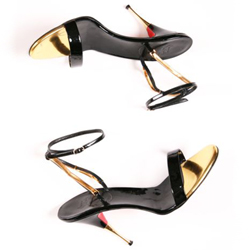 Christian Louboutin: культ красной подошвы