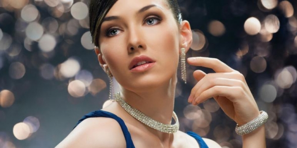 Ювелирные салоны или интернет-магазины: битва века