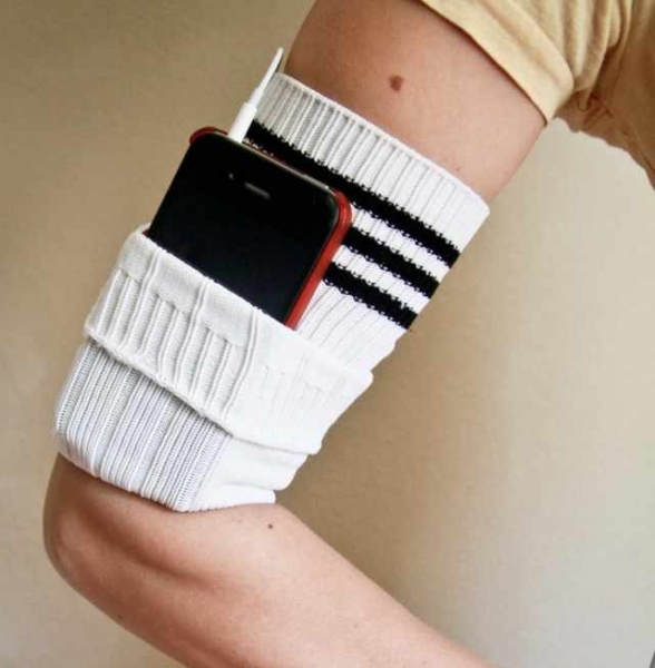 15 способов применения для носков, потерявших пару (20 фото)