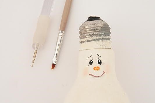 Как сделать новогодние украшения из старых вещей: пошаговая инструкция от мастера хенд-мейда