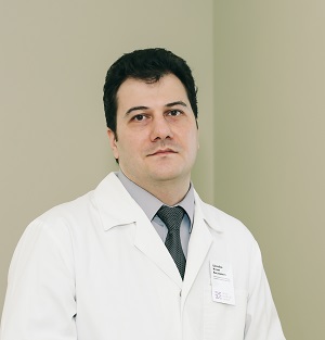 
    Осторожно, гололедица! Как избежать переломов  