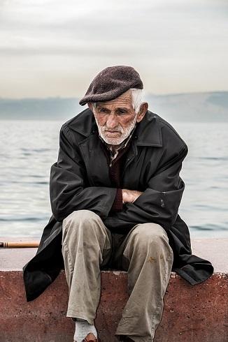 Когда старики впадают в детство: 4 признака, которые вас должны насторожить