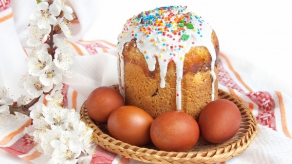 Красиві привітання з Великоднем українською мовою у віршах, прозі та смс