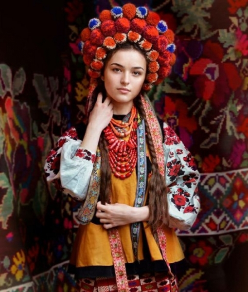 Красиві привітання з Великоднем українською мовою у віршах, прозі та смс