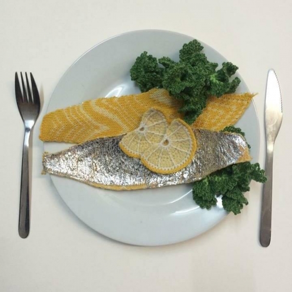 Аппетитные блюда связанные крючком (16 фото)