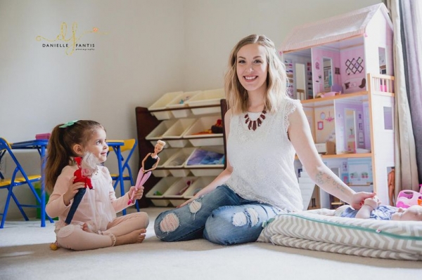 Мама показала в двух фотографиях, как выглядит послеродовая депрессия