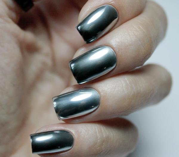 Битое стекло, конфетти и бархатные ногти