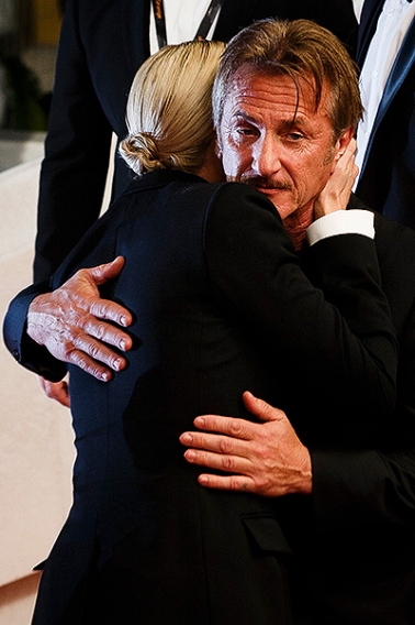 Самые красивые поцелуи в кино и жизни: День поцелуя 2017