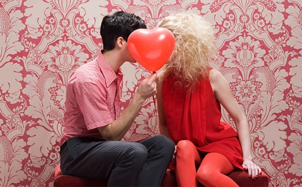 Как встречаться с интровертом: 7 полезных советов