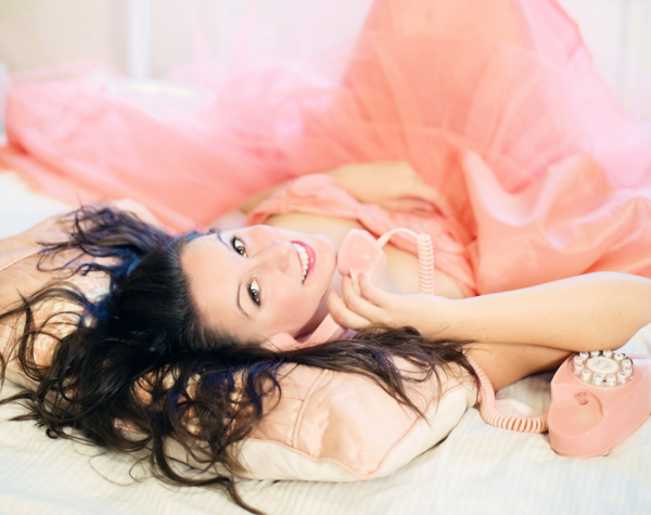 Жизнь в розовом цвете: названы главные оттенки сезона