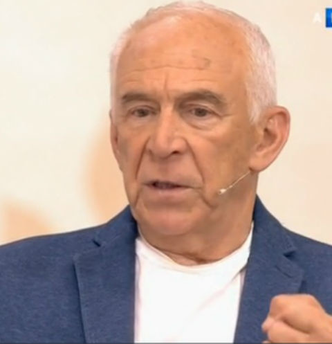 Александр Пашутин тяжело переживал смерть матери