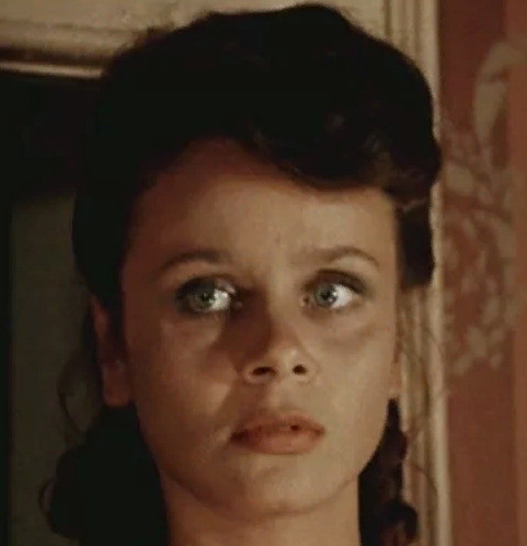 Внучка Любови Полищук растет копией бабушки