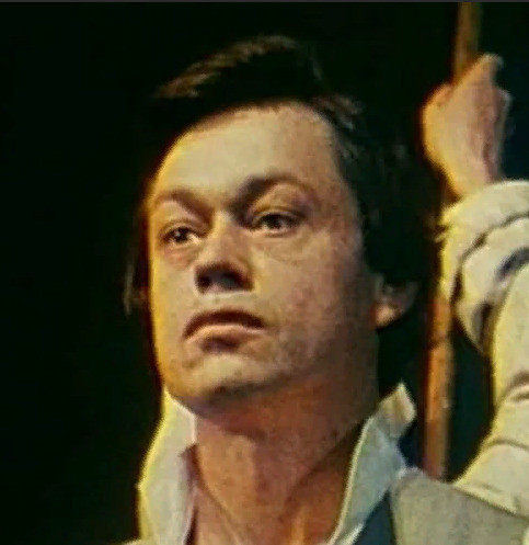 Квартира за 300 миллионов, загородный особняк: наследство Николая Караченцова 