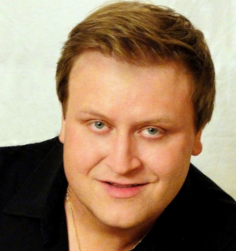 Оперный певец Сергей Балашов <span id=