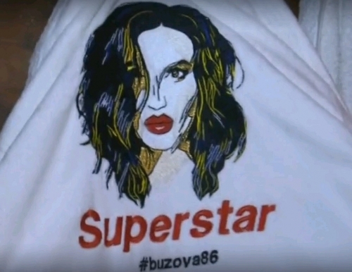 "И бутылка пива": Малахов в гостях у Бузовой сунул нос в холодильник