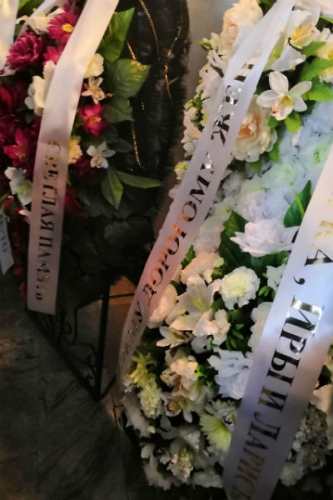 В Москве прощаются с Евгением Осиным: онлайн-репортаж