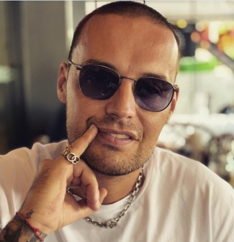 18-летняя любовница шантажирует Гуфа интимными фото