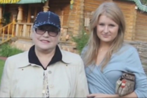 Лидия Федосеева-Шукшина переписала жилье за рубежом на внучку