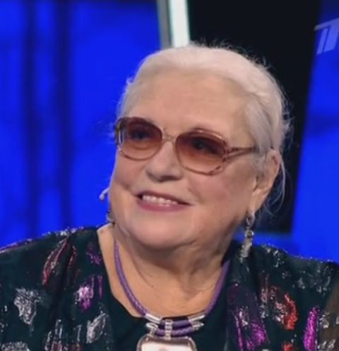 Лидия Федосеева-Шукшина переписала жилье за рубежом на внучку