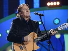 Лоза обвинил рэпера Басту в неумении петь