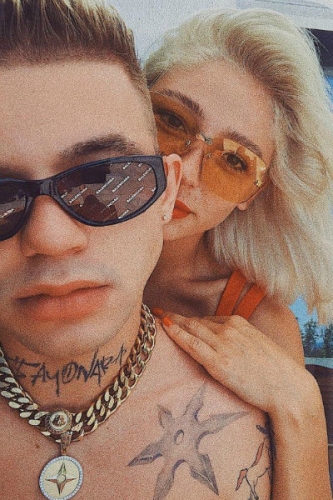 Иван Ургант высмеял Настю Ивлееву 