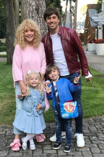 Лариса Долина: «Алла Пугачева выпросила для меня квартиру»