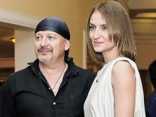 "Не делится наследством": семья Марьянова обозлилась на его вдову