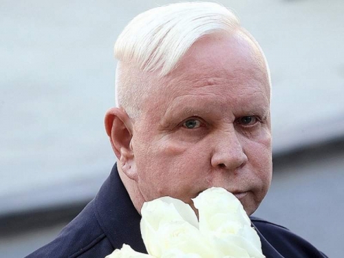 Новости дня: "Болезнь никого не щадит": свежие фото Моисеева, разбитого инсультом, ужаснули поклонников