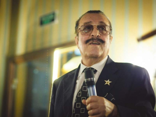 Новости дня: СМИ: тяжелобольному Вилли Токареву не хватало денег на операцию